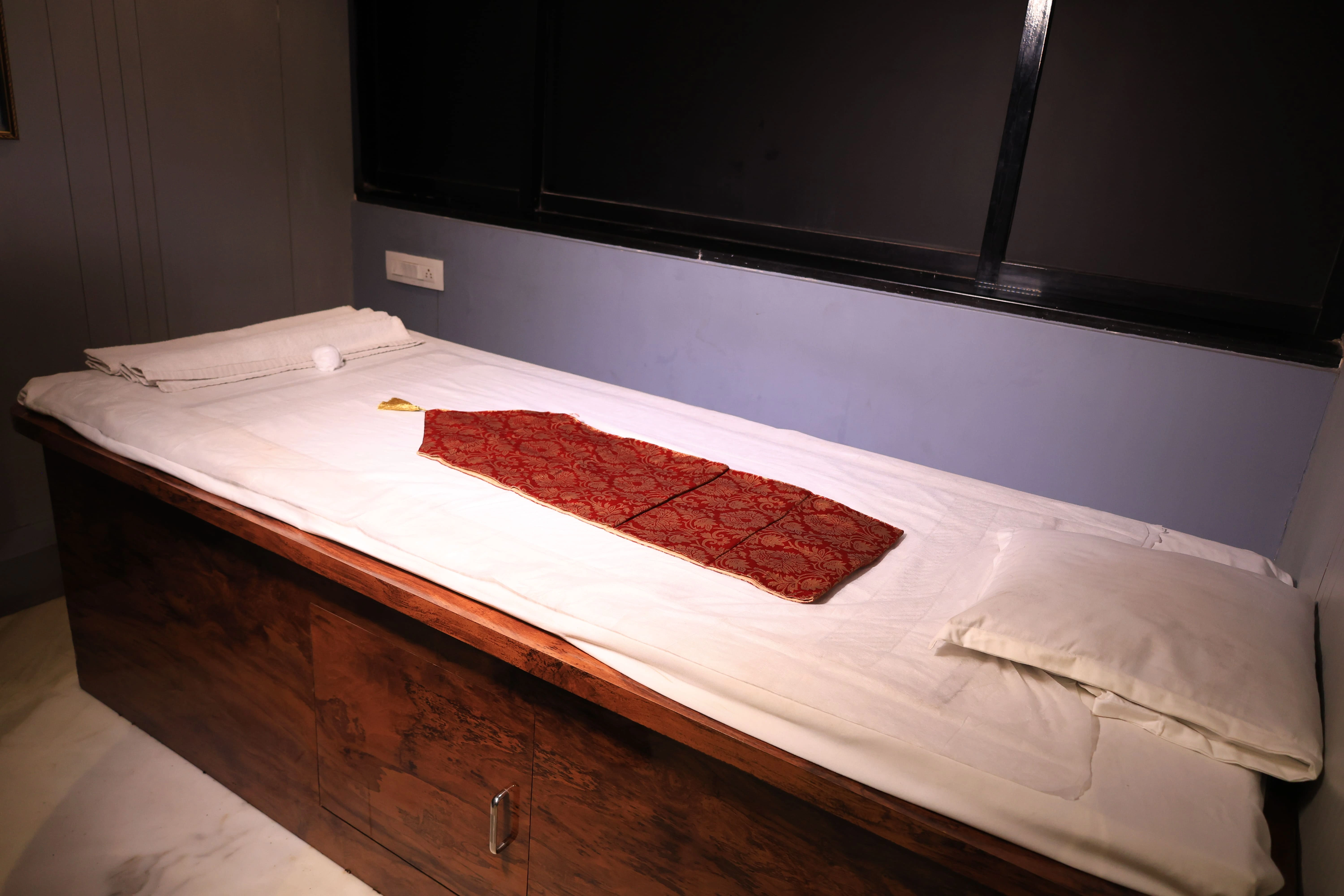 Couple Spa Vile Parle